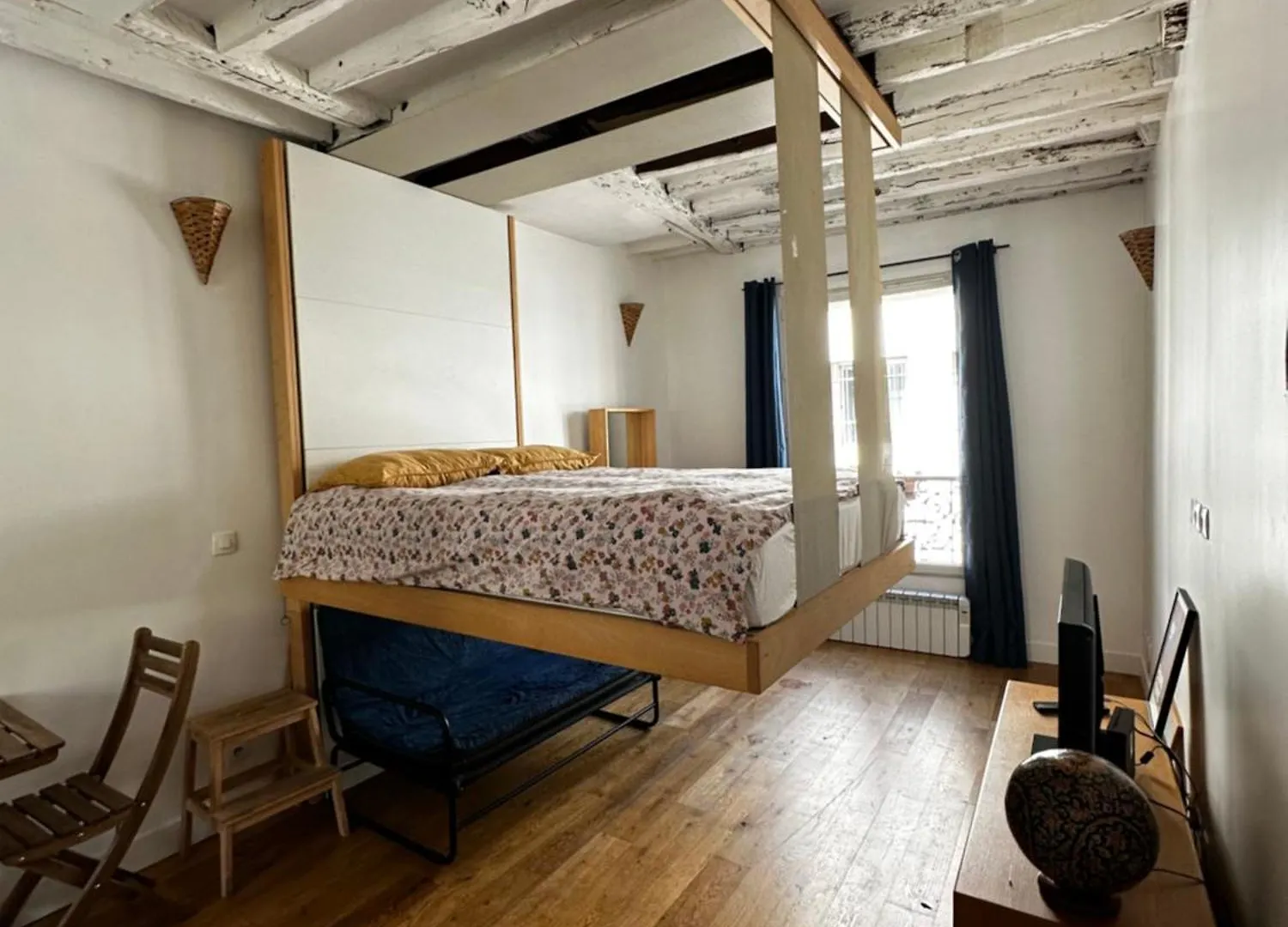 Paris 10E Sainte Marthe Canal Saint Martin 23M2